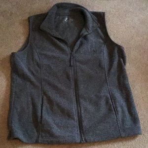 Fleece vest, size L, like new